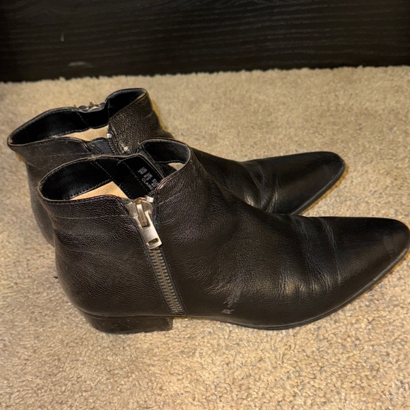 Naturalizer Black Ankle Booties - Picture 5 of 6